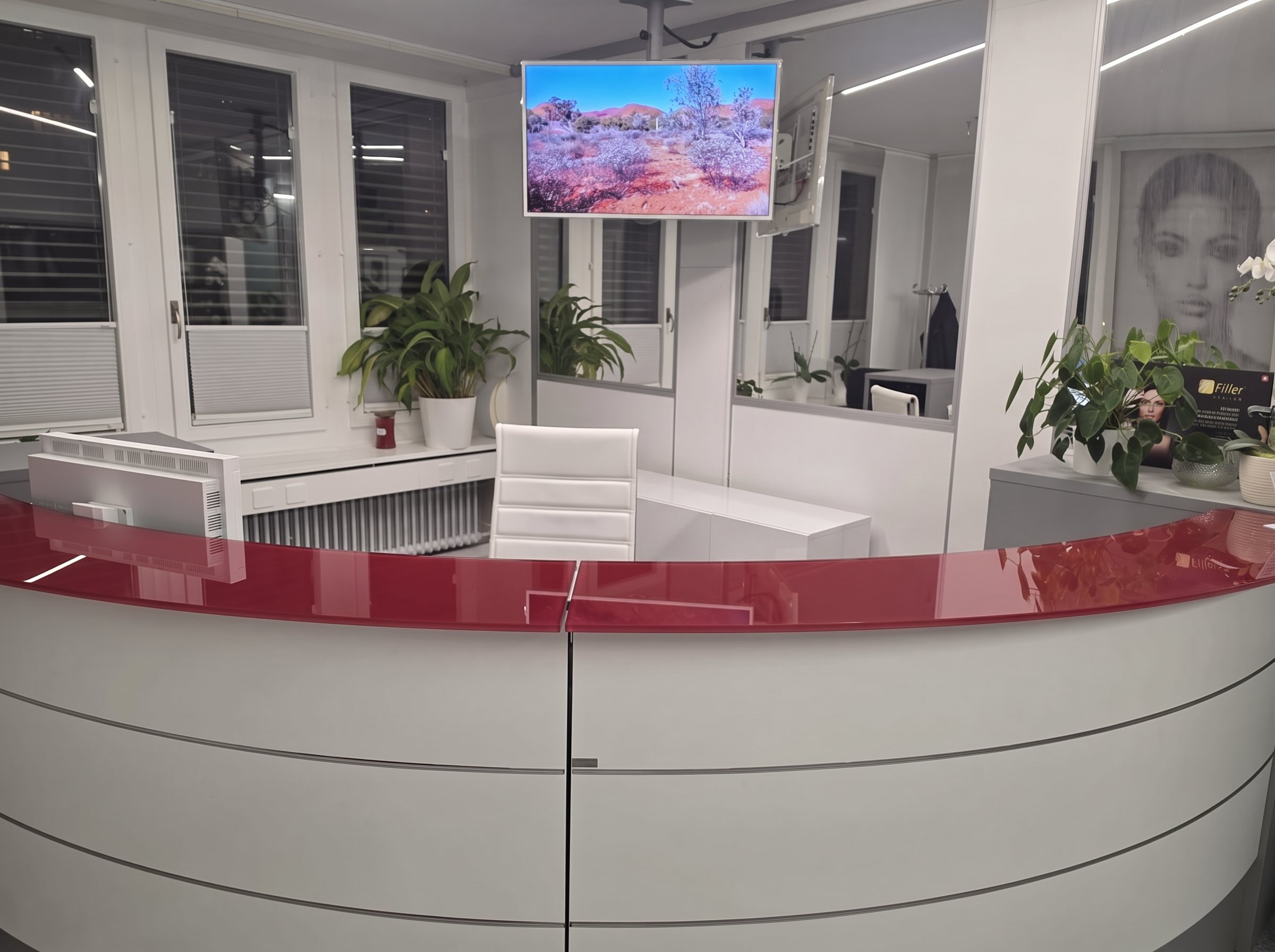 Reception di Dental Clinic Beauty a Viganello